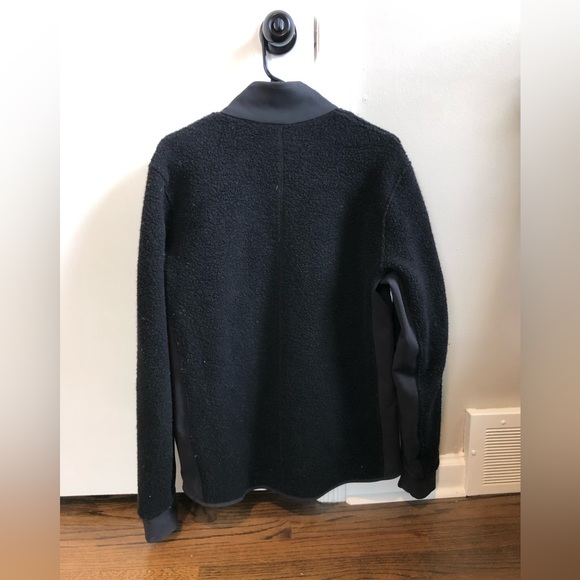 Lululemon Tundra Trek 1/2 Zip - Picture 3 of 4